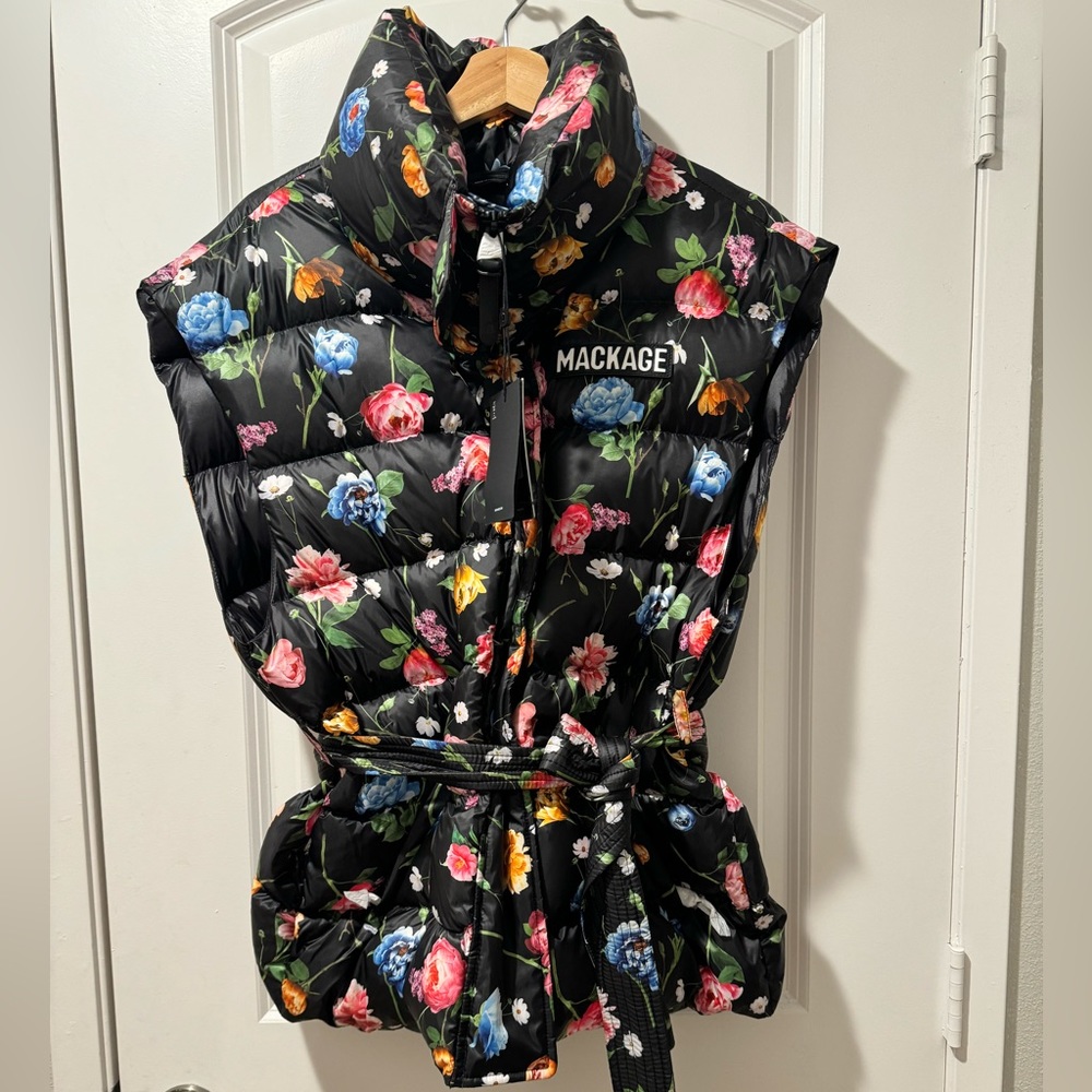 NWT Mackage Zerina Belted Floral Print Down Puffer Vest  Sz Medium MSRP $650